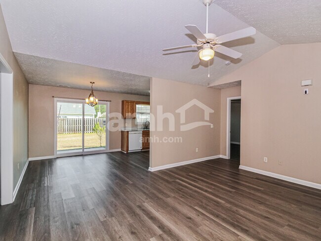 Foto del edificio - 9488 Huckabee Dr NE