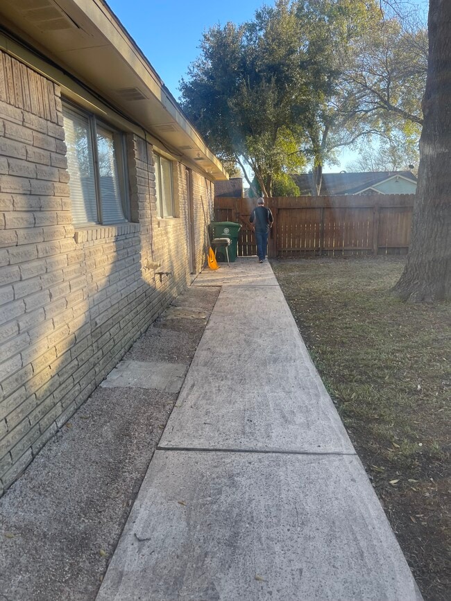 Foto del edificio - 1038 Beaver Bend Rd