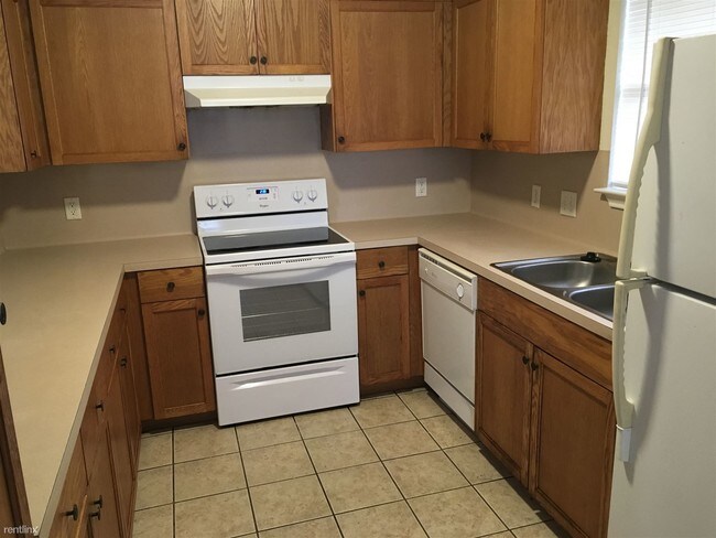 Foto del edificio - 3 br, 3 bath Duplex - 3716 Oldenburg Ln # ...