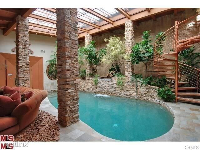 Foto principal - 1450 Forest Knoll Dr