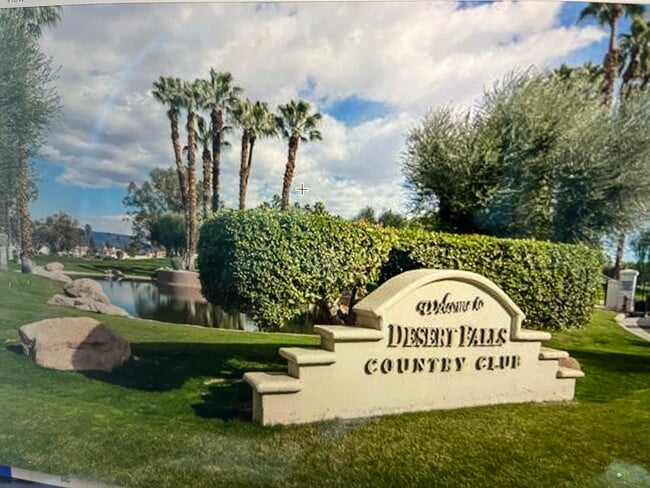 Building Photo - 116 Avellino Cir