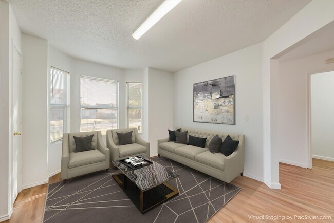 Foto del edificio - 9711 Brierwyck Dr