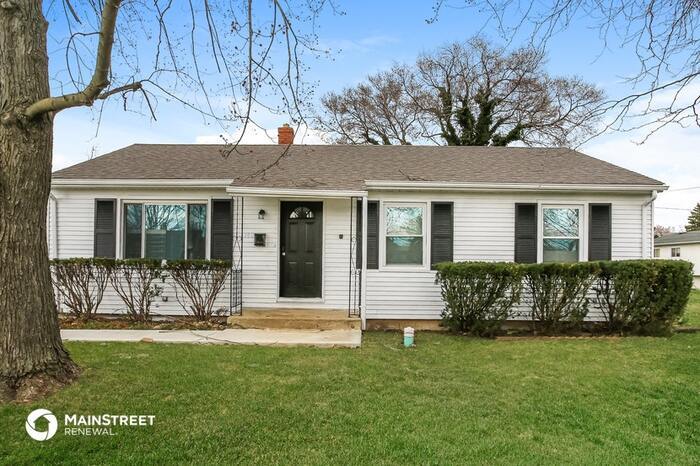 Foto principal - 140 Sturbridge Rd, Columbus, OH 43228