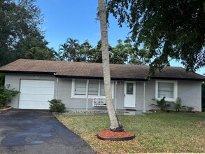 Building Photo - 18435 Spanish Isles Ct