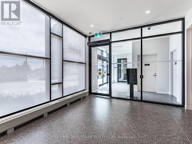 Building Photo - 2495 Eglinton Ave W