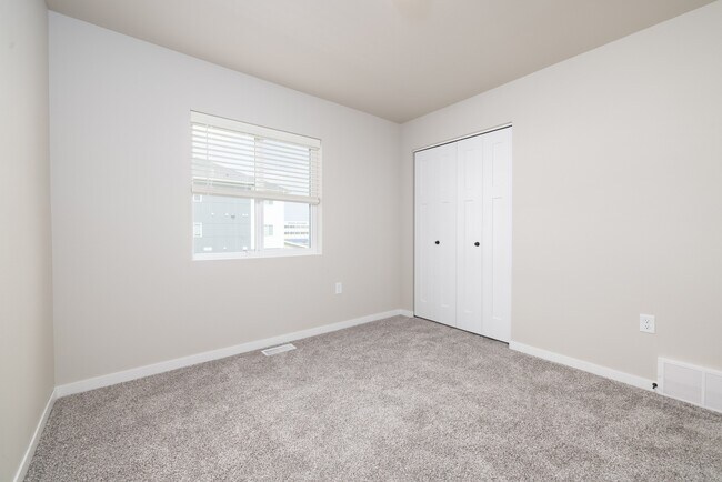 Foto del edificio - Harvest Ridge Townhomes