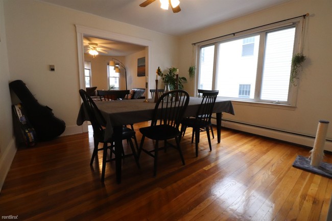 Building Photo - 2 br, 1 bath  - 63 Farragut Ave