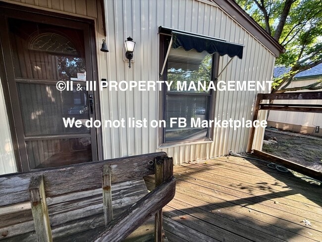 Foto del edificio - 8440 Lane Dr