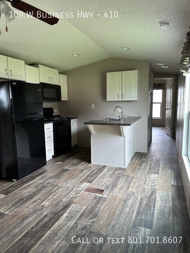 Primary Photo - New Mobile home
