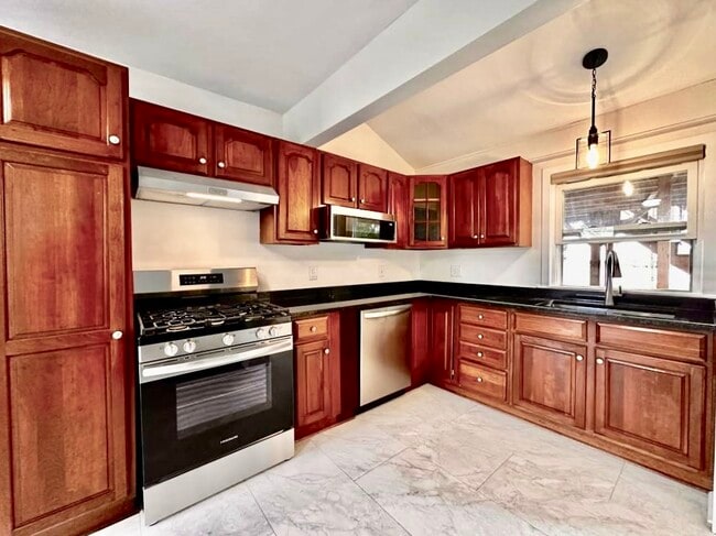 Building Photo - 4 Prospect Pl