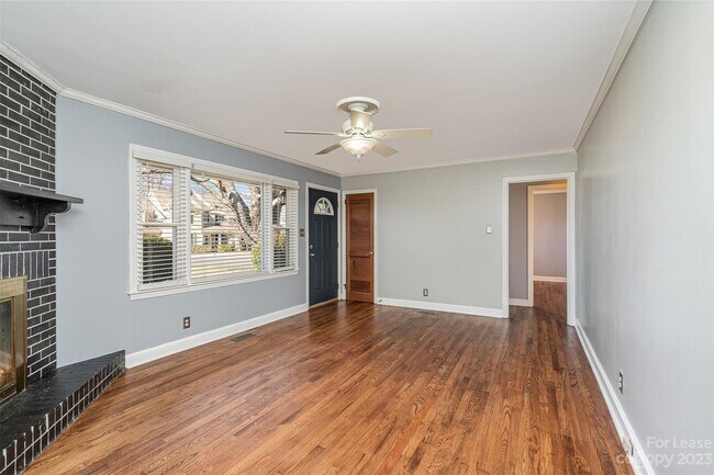 Building Photo - 308 Stowe Rd