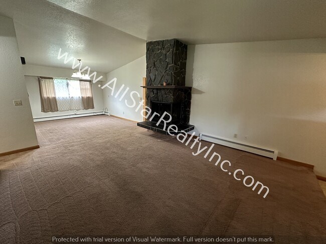 Foto del edificio - 4963 E 6th Ave