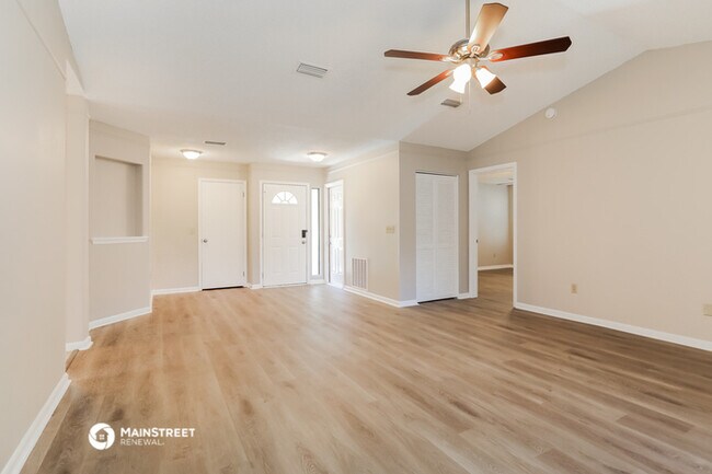 Building Photo - 8133 Morristown Trail, Jacksonville, FL 32244
