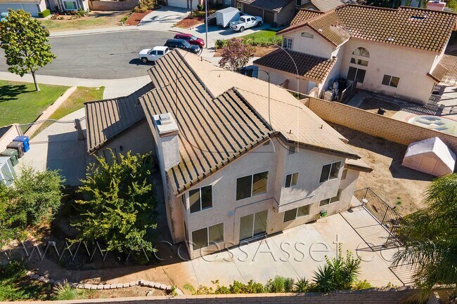 Building Photo - 120 Sandpoint Ln