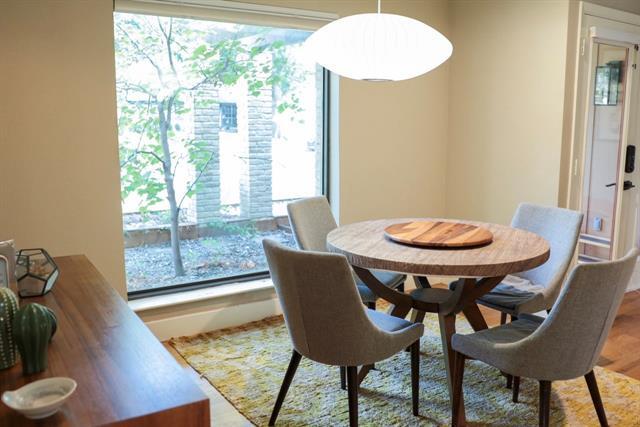 Foto del edificio - 2937 Forest Hills Ln