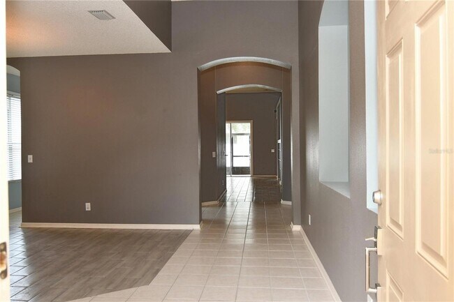 Foto del edificio - 27037 Palmbrook Ct