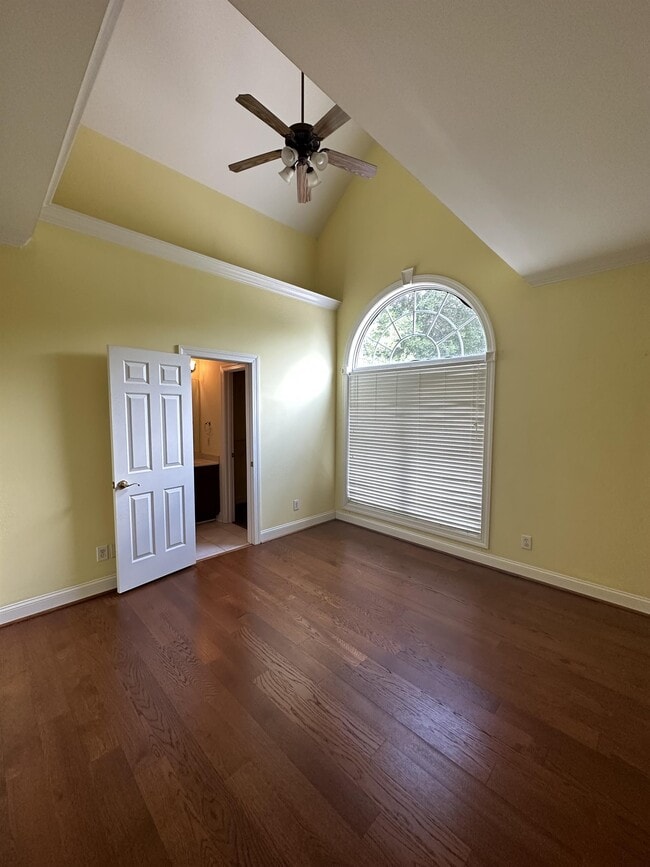 Building Photo - 72 White Oak Bluff