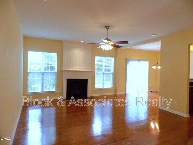 Building Photo - 8714 Wild Magnolia Dr