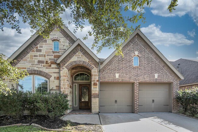 Building Photo - 1207 Oxbow Crossing Ln