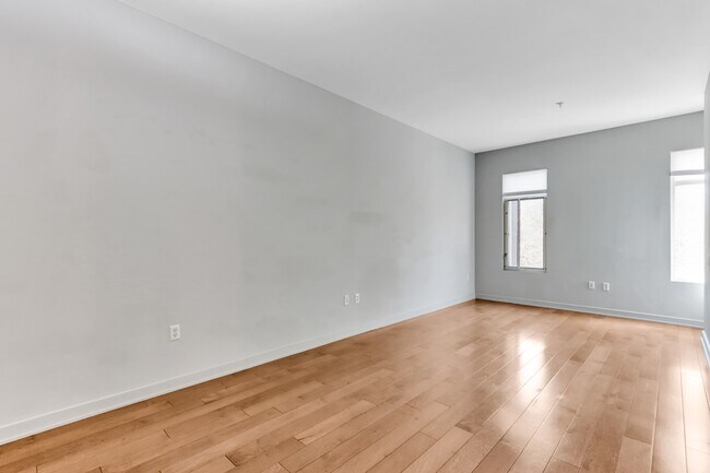 Photo - 20 S Second St Apartment