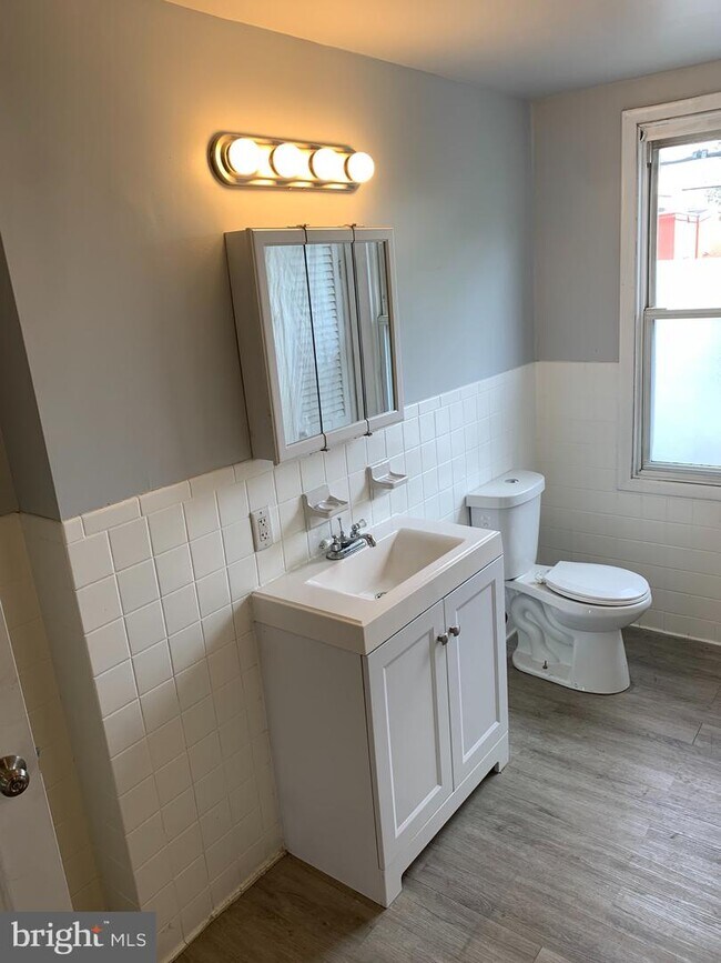 Building Photo - 6119 Walton Ave