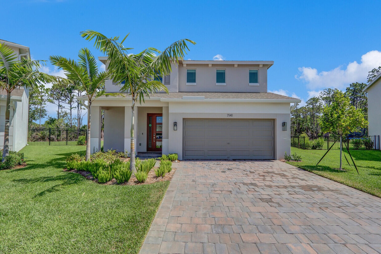 Primary Photo - 7141 SE Park Dr