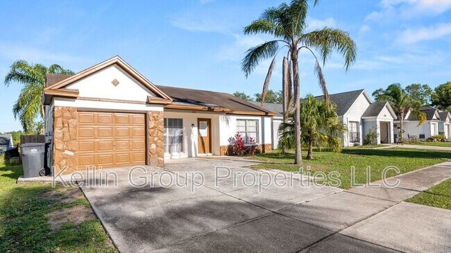 Building Photo - 303 Regal Park Dr