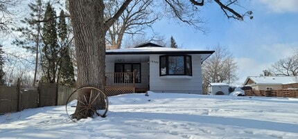 Building Photo - 16582 Dunkirk Ave SW