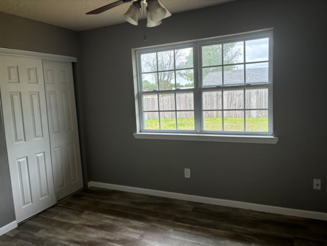 Foto del edificio - 847 SE Lomond Ln