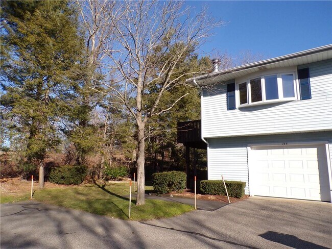 Building Photo - 144 Edaville Ct