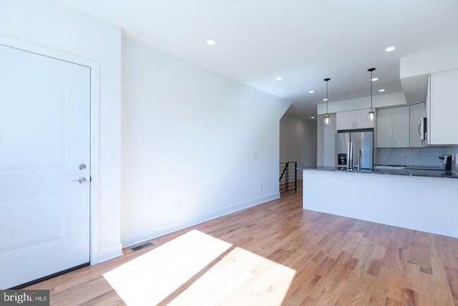 Foto del edificio - 507 W Norris St