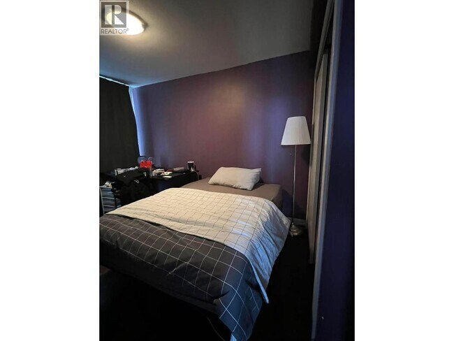 Photo du bâtiment - 7117 Elmbridge Way