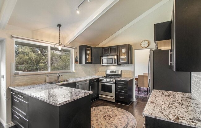 Building Photo - 3944 S Willow Way