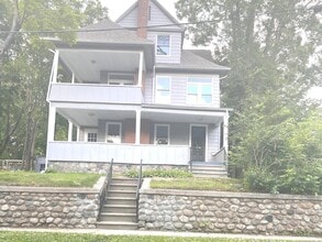 Building Photo - 10 Fleming St