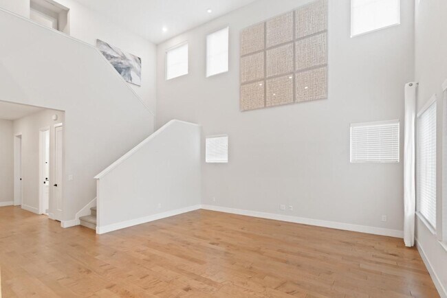 Foto del edificio - 1614 Garden Farms Ave