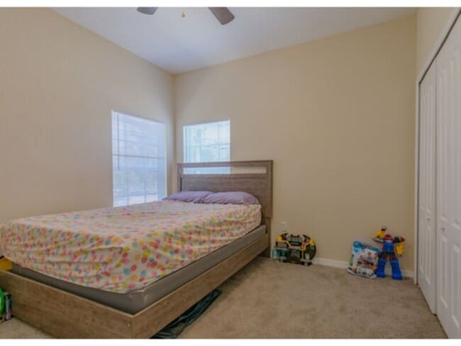 Building Photo - 7848 Pinehurst Dr