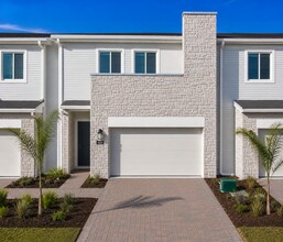 Building Photo - 409 Bogey Dr