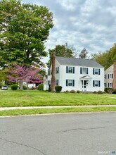 Building Photo - 203 Ballard Dr