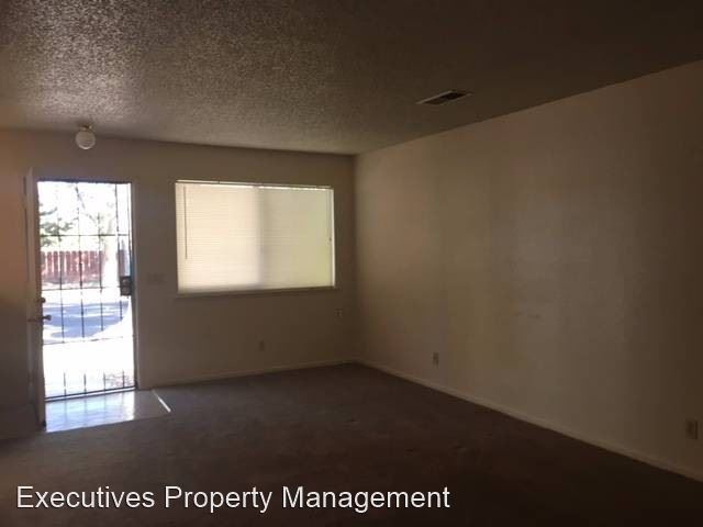 Foto del edificio - 3 br, 1.5 bath House - 1475 First Street