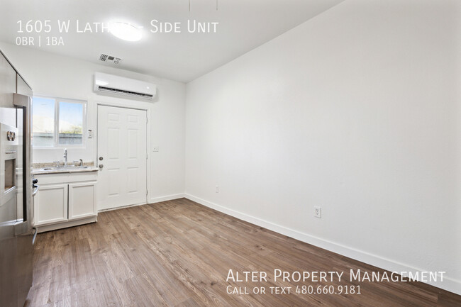 Building Photo - 1605 W Latham St