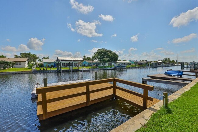 Foto del edificio - 1041 Apollo Beach Blvd