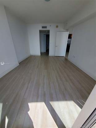 Foto del edificio - 1750 N Bayshore Dr