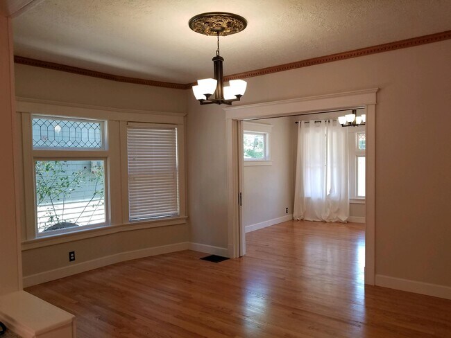 Dinning room - 2123 SE Ankeny St