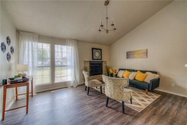 Foto del edificio - 9412 Teasdale Terrace