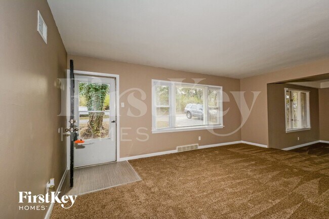 Building Photo - 5415 Parker Rd