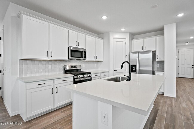 Foto del edificio - 7632 W Saddlehorn Rd