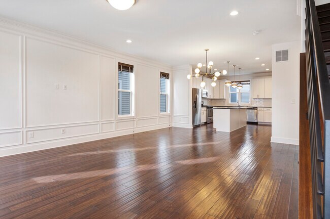 Foto del edificio - 1191 Cromartie Ln