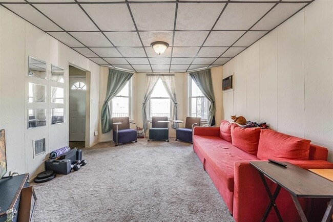 Foto del edificio - 98 W 47th St