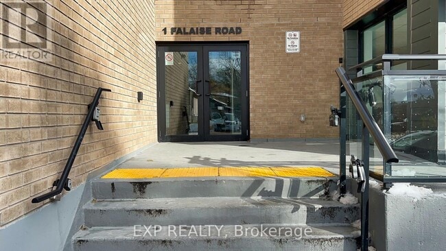 Building Photo - 1 Falaise Rd