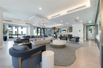 Building Photo - 1130 3rd Ave S